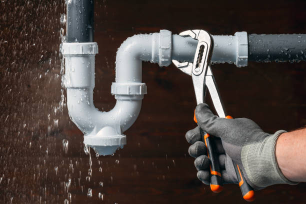 Professional Drain Cleaning technician working in Hamlin, WV